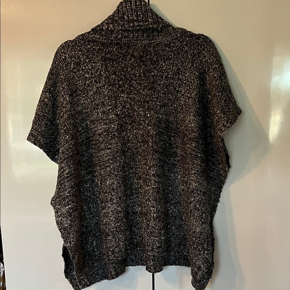 Apt. 9 Black and Gray Cowl Neck Sweater. Pull over, open sides. Poncho Sweater - Picture 2 of 2